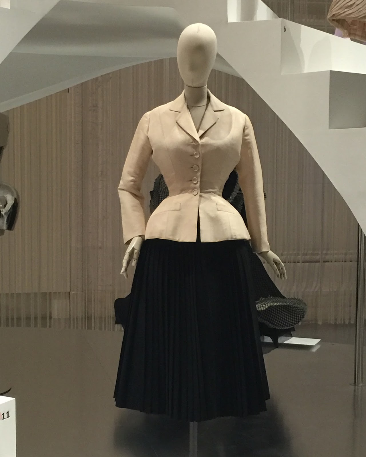 Fabulous Fashion: From Dior's New Look To NowAntiques And The Arts Weekly