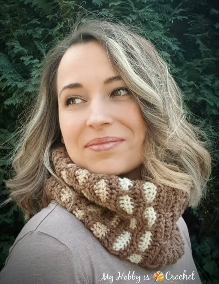 Mock Cable Cowl - Free Crochet Pattern