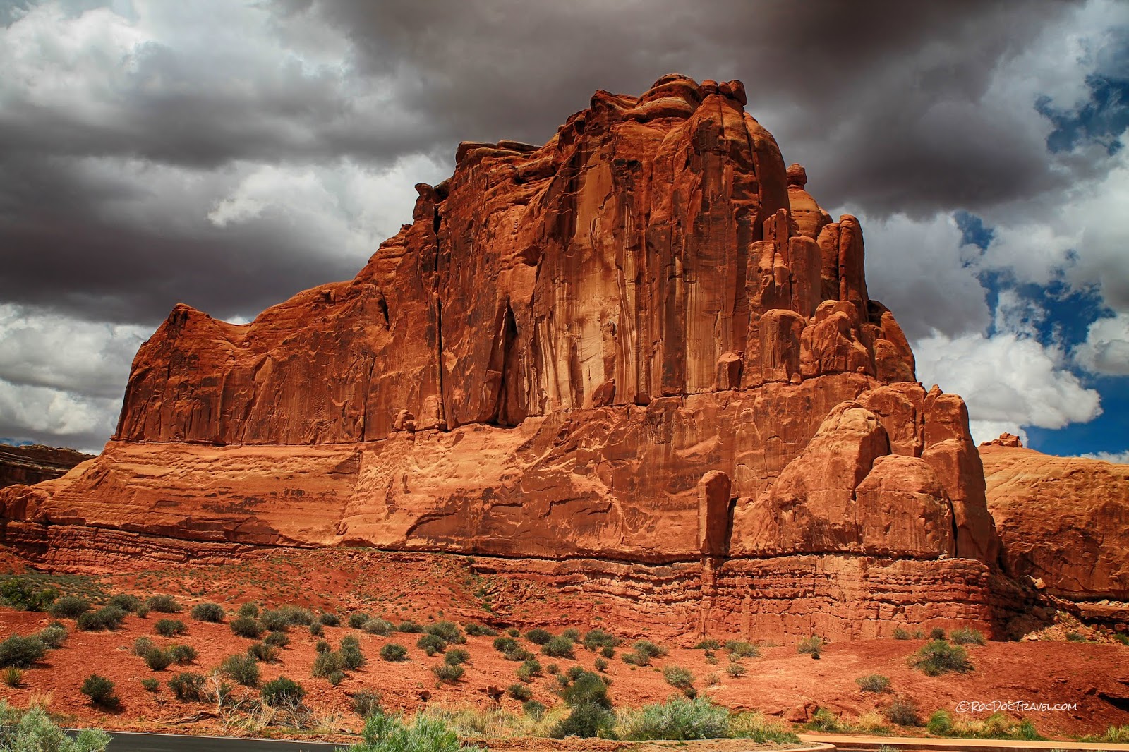 landscape Utah valley butte west desert Photograph Travel Moab Arches National Park four corners