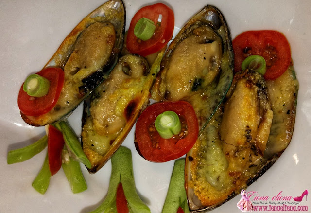  Cheese Baked Mussel 