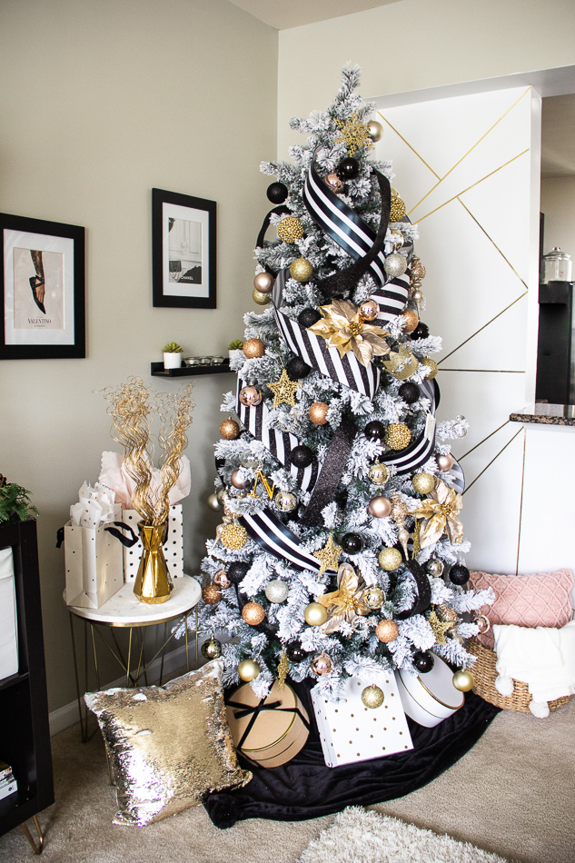 How to Decorate your Christmas Tree on a Budget Naja Diamond
