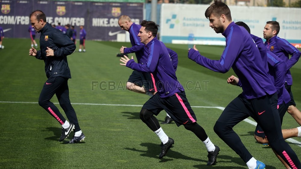 voorzichtig Lelie vuilnis Lionel Messi Shows Off Adidas Messi 15.1 Prototype Boots - Footy Headlines