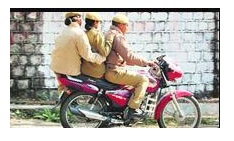The Funniest Images Of Police | कानून की धज्जियाँ उड़ाते पुलिस वाले जिन्हें देख आप अपनी हंसी नहीं रोक पाएंगे The Funniest Images Of Police, Police funny images, funny cop images, funny police picture, funny police images indian