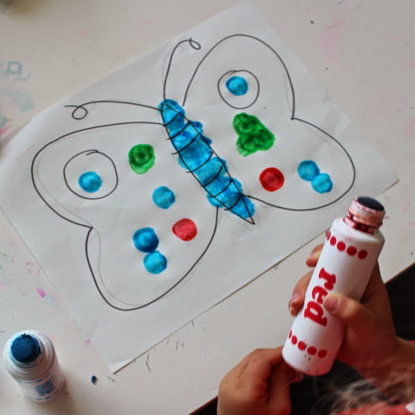 scrumdillydo! dot marker butterflies {a lesson in symmetry}