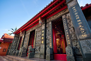 YUE FEI TEMPLE