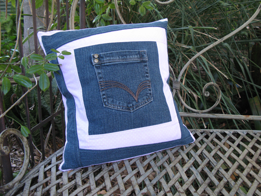 Jeans Pocket Cushion Tutorial ~ Threading My Way