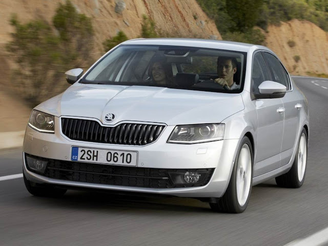 Skoda-Octavia-x-Golf.jpg