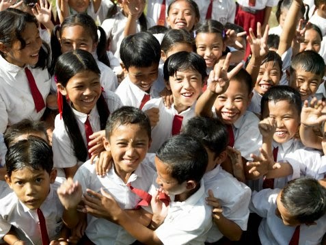 anak anak sd Cara Merayakan Kelulusan Yang Ga Mainstream