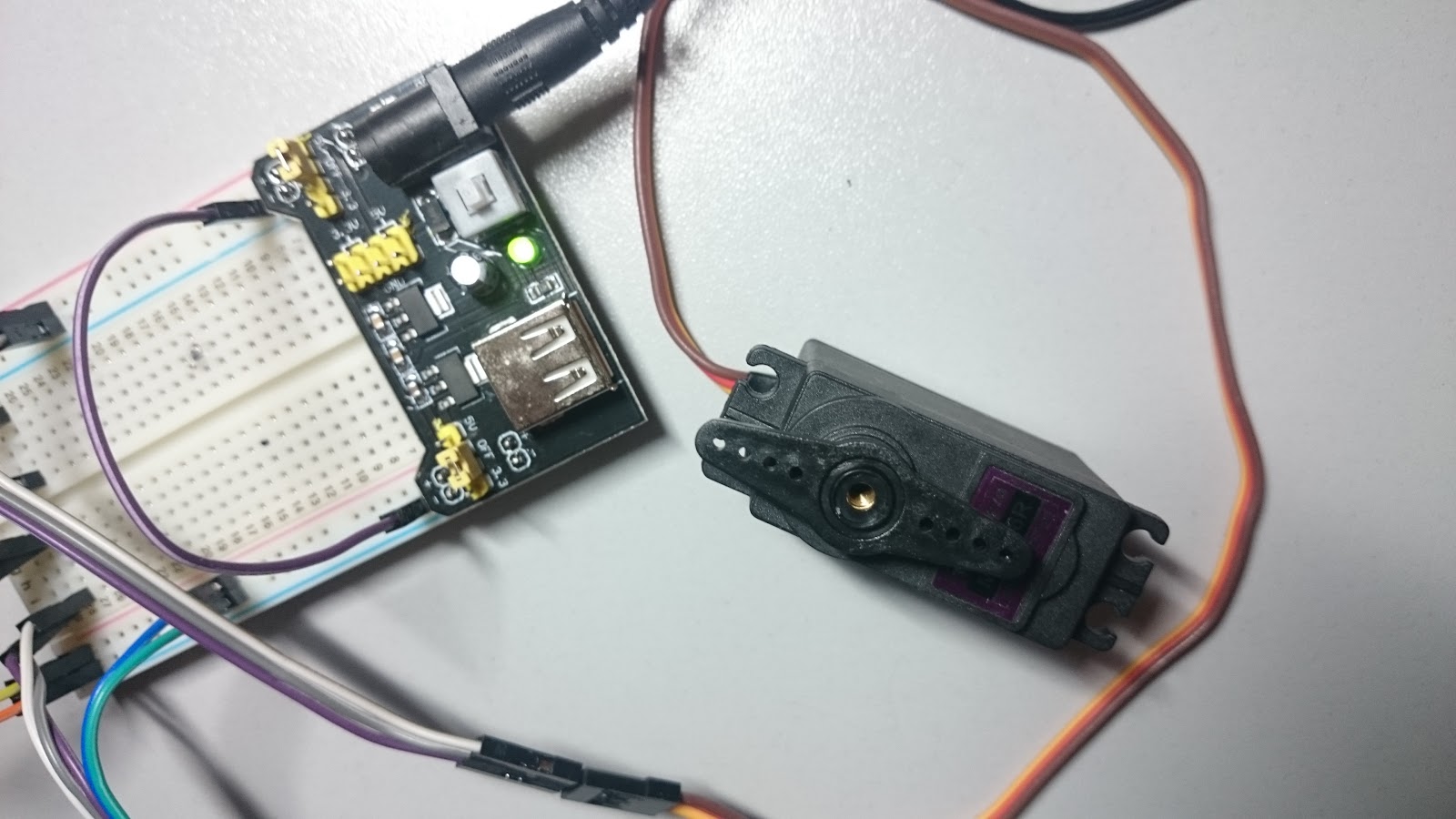 Изучаем Arduino: Сервомотор и джойстик