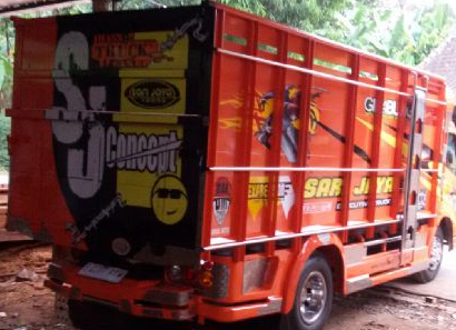 47 Bak Truk Mekar Jaya Lamongan