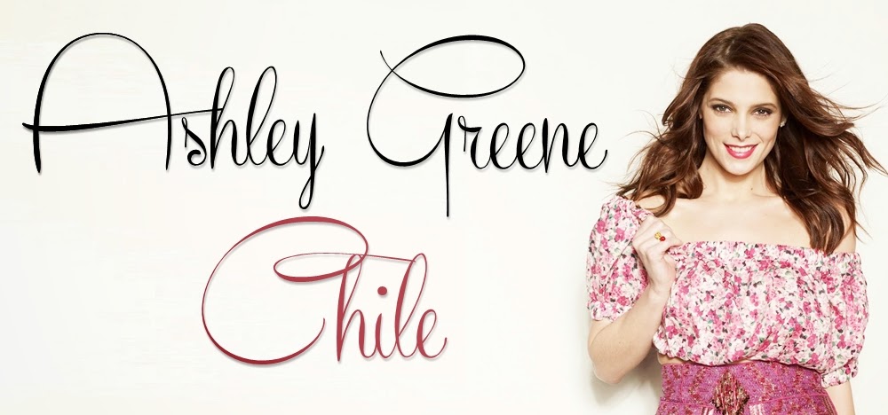 Ashley Greene Chile