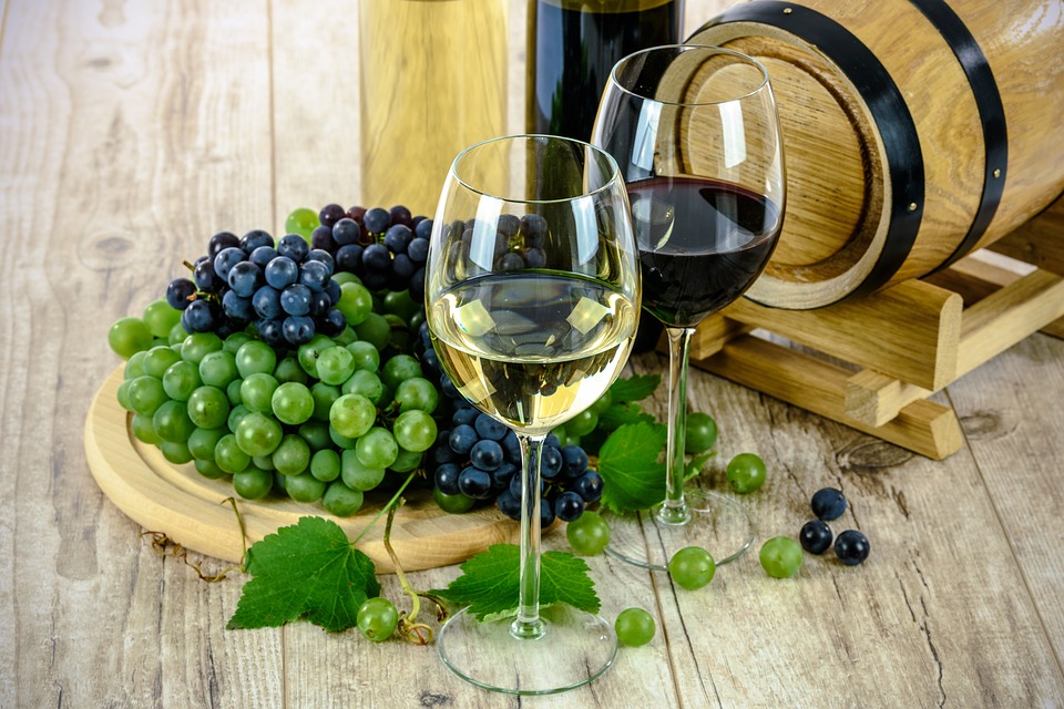 The Happy Nutritionist: Wonderful Wine Health Benefits