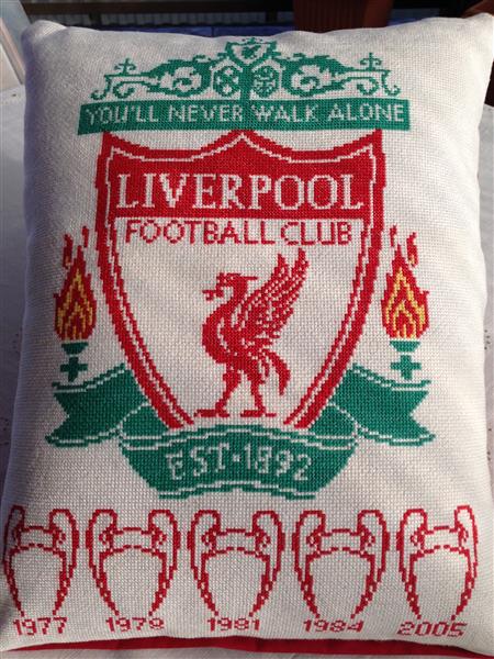 EASY PATTERNS: Liverpool FC cross-stitch pattern