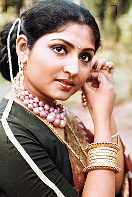 Latest News On Indian Celebrities: Mahua Roychowdhury And Unknown Facts Of The Actress
