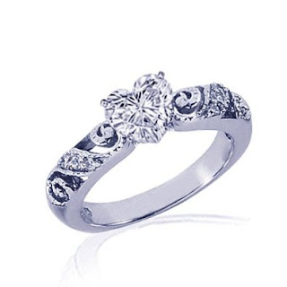 Heart Shaped Diamond Engagement Rings