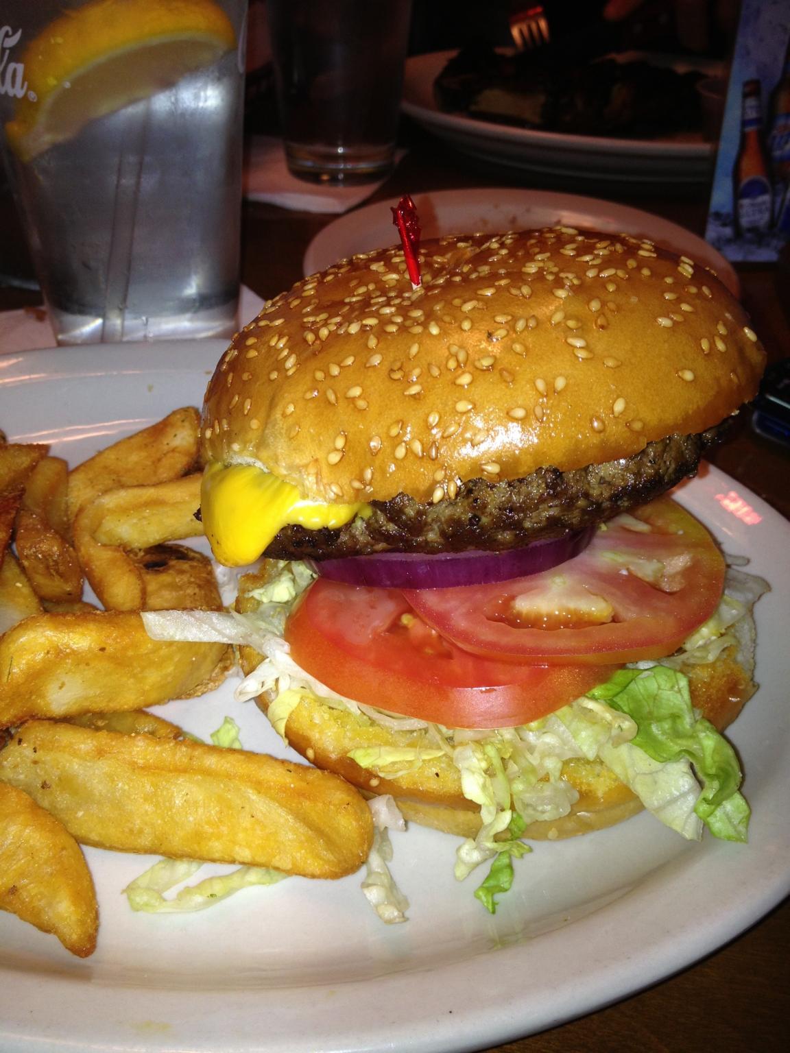 Bill Cianci's (Mostly) Burger Reviews Texas Roadhouse, Bethlehem, PA