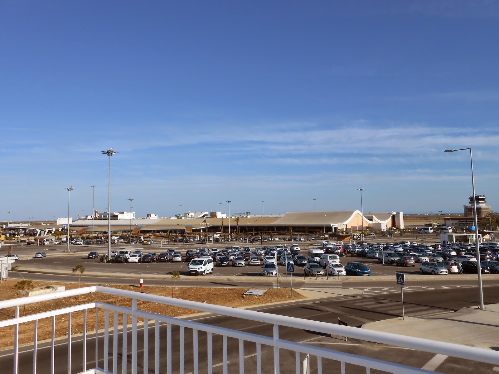 Park 4 Faro International Airport Faro viajaredescobriralgarve.blogspot.com