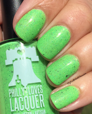 Addicted To Holos, April 2016; Philly Loves Lacquer Like A Moss Addicted To Holos, April 2016; Philly Loves Lacquer Like A Moss