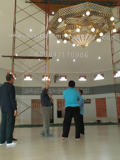 Lampu gantung masjid maroko kuningan