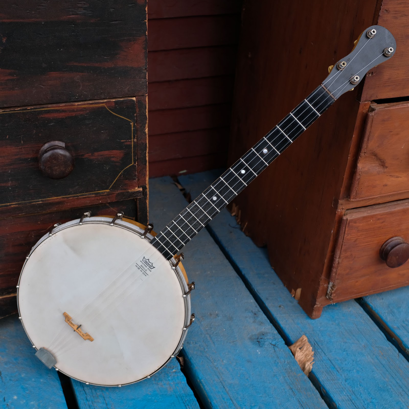 1920s SlingerlandStyle Tenor Banjo (Baritone Uke Setup)