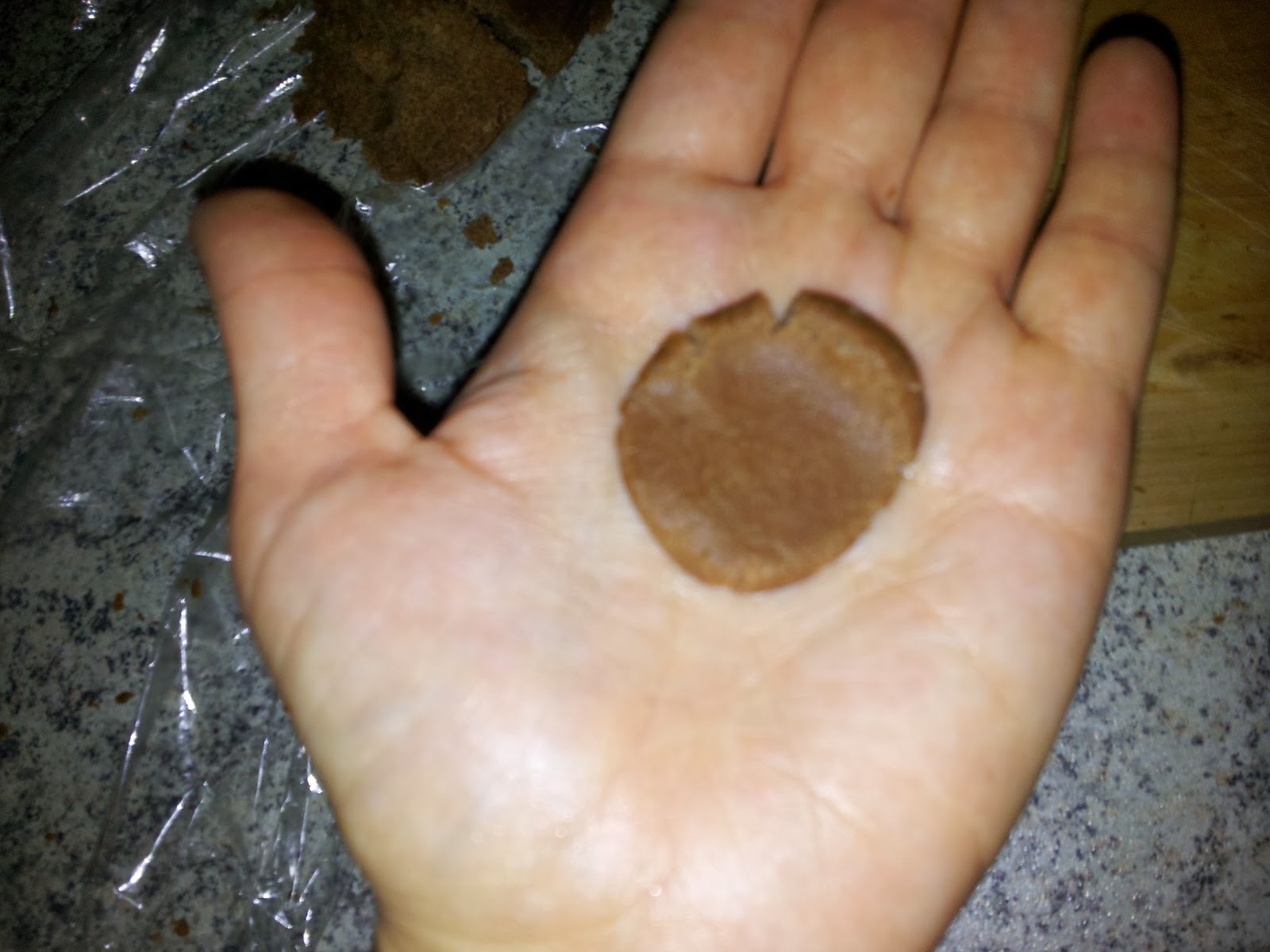 Karins leckerer Backzauber: Nougat-Kugeln Karins leckerer Backzauber: Nougat-Kugeln