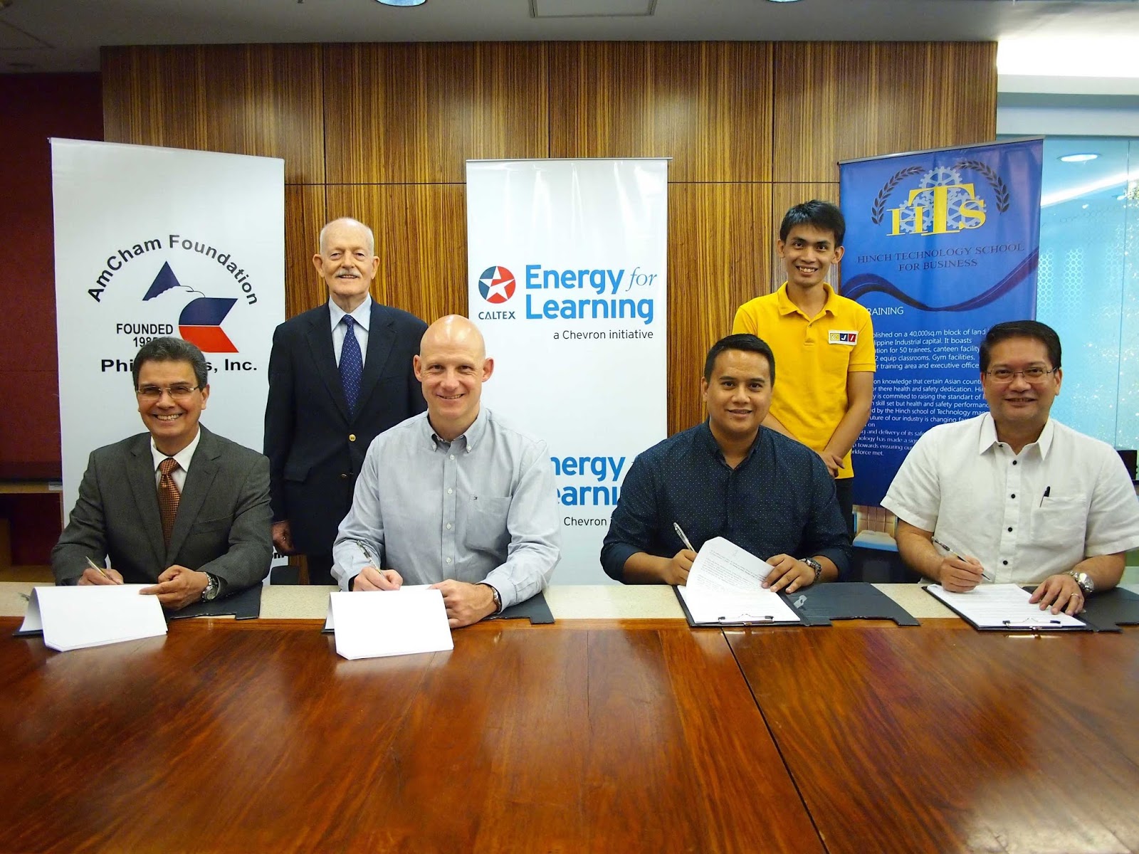 TOOLS Partners: From left, seated: American Chamber Foundation Philippines Inc. president Edwin Feist, Chevron Philippines Inc. general manager for Philippine Products Peter Morris, Hinch Tech president Barny Hinch and CPI HR manager Ramon Ortiz. Standing as witness: ACF treasurer Robert Sears and Hinch Tech IT manager Dinky Crys Vinarao. Caltex TOOLS addresses growing demand for skilled scaffolders