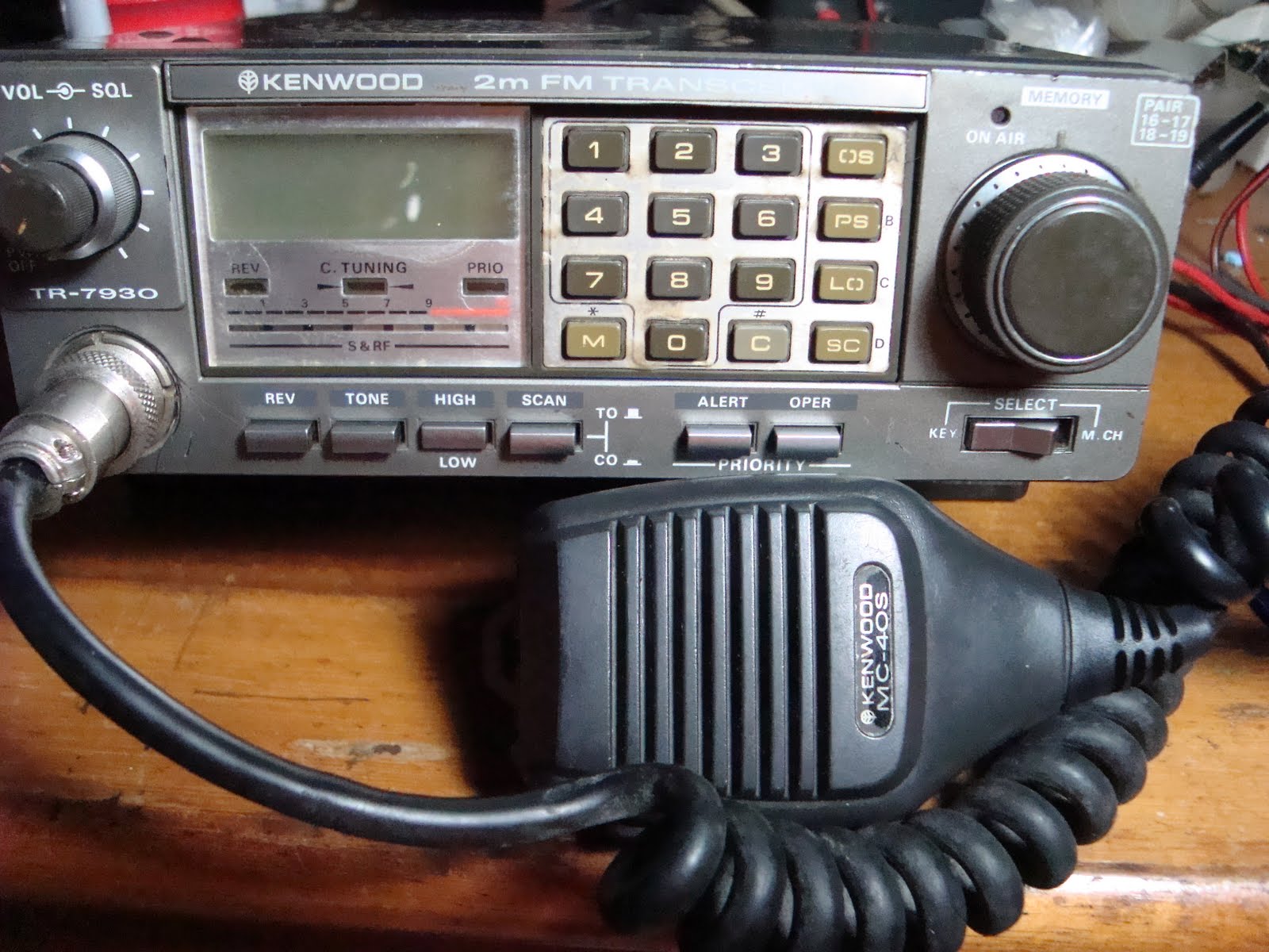 RADIO SELLER Kenwood TR 7930 ( Sold )