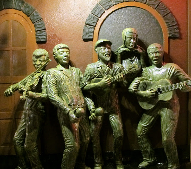 EXPRESSO DA LINHA: MÚSICA DE CABO VERDE