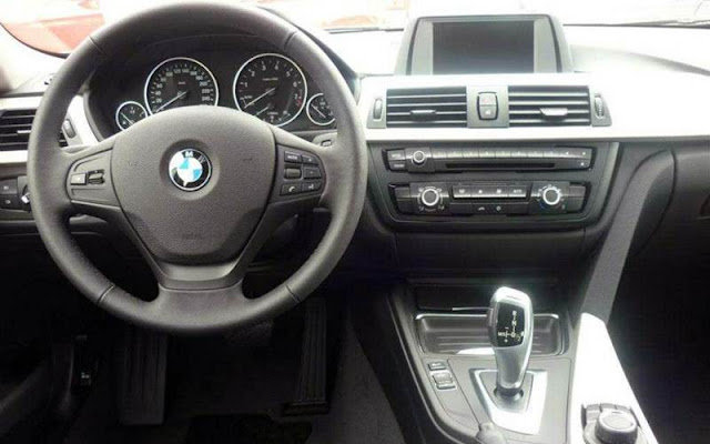 BMW 320i 2013 - interior