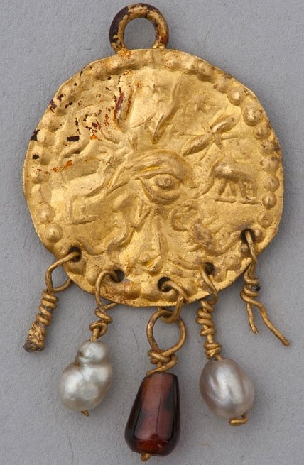en frente de voltaje Céntrico DOMVS ROMANA: Fascinum, amuletos contra el mal de ojo en la antigua Roma