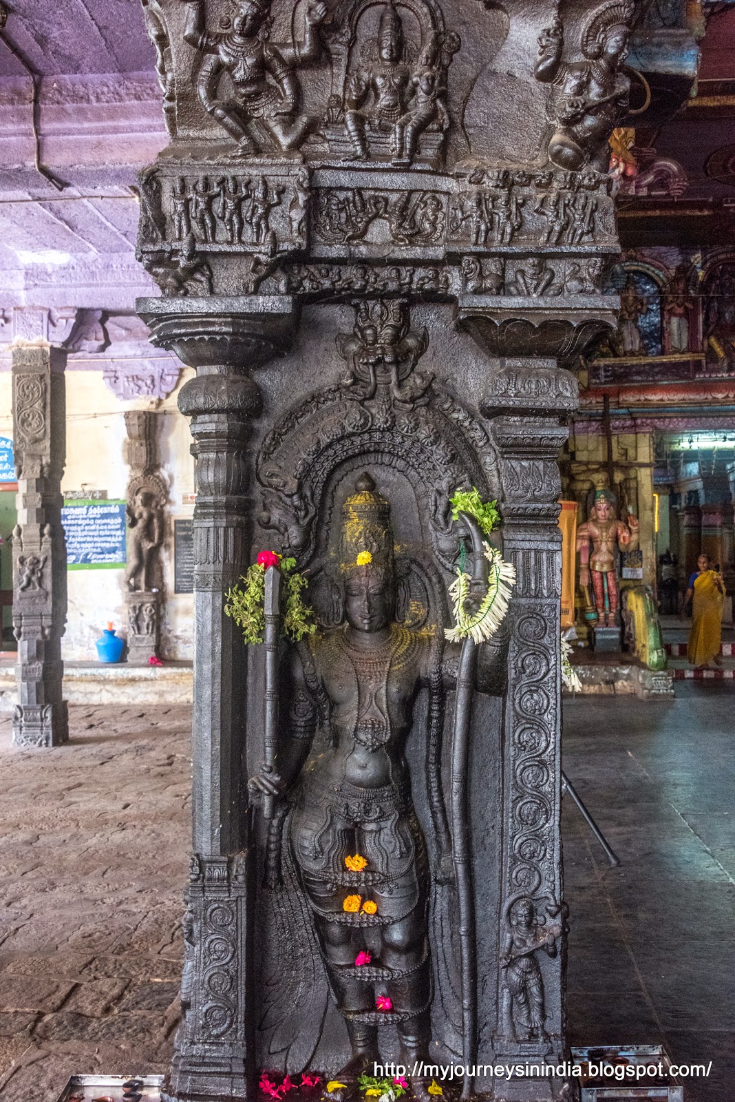 Kumbakonam Ramaswamy Temple Pillars