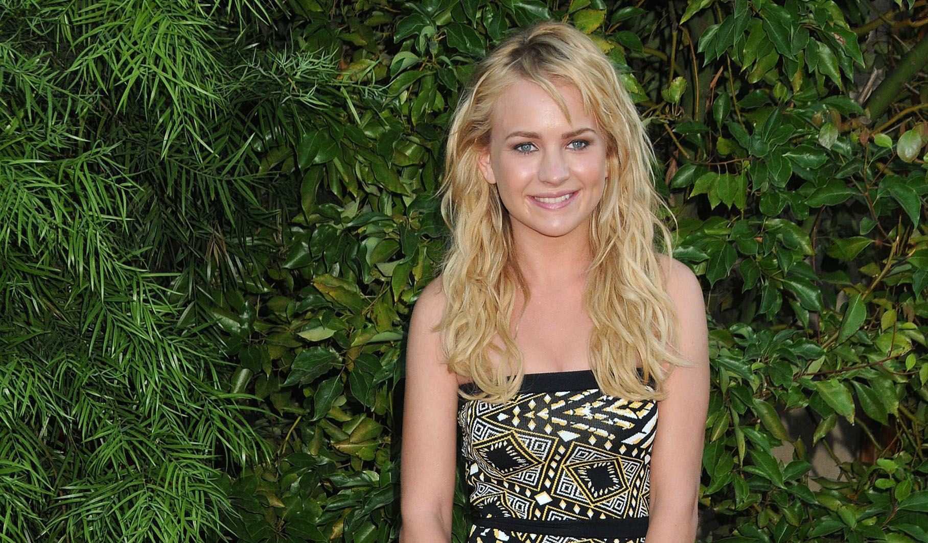 Britt Robertson HD Images and Wallpapers Britt Robertson HD Images and Wallpapers