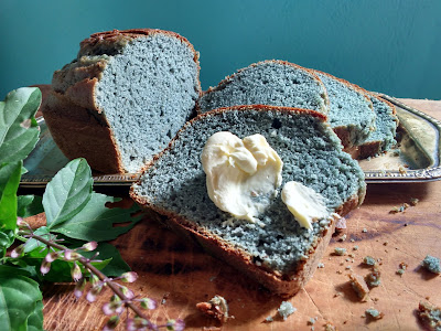 Resultado de imagem para bolo de jenipapo azul