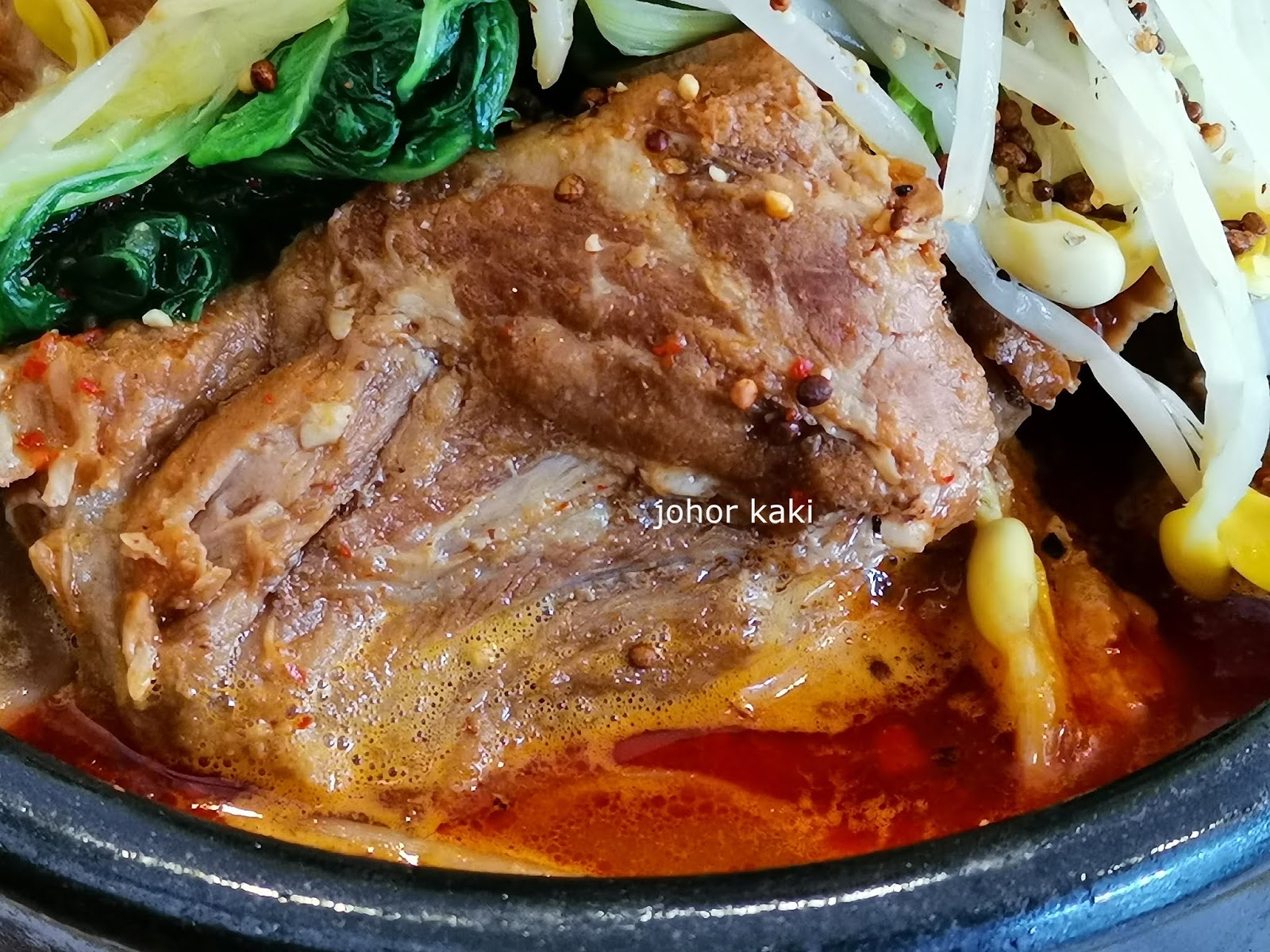 Tofu Village Toronto Koreatown for Gamjatang Korean Pork Bone Soup
