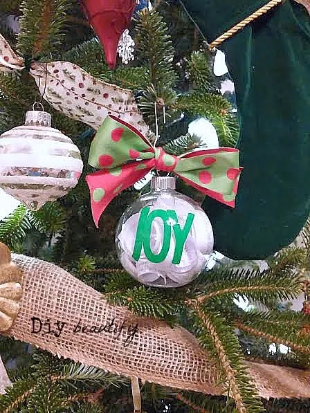 Nativity Ornament - DIY Beautify - Creating Beauty at Home