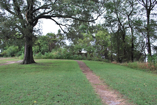 Redoubt 10 in Yorktown Battlefield, Virginia