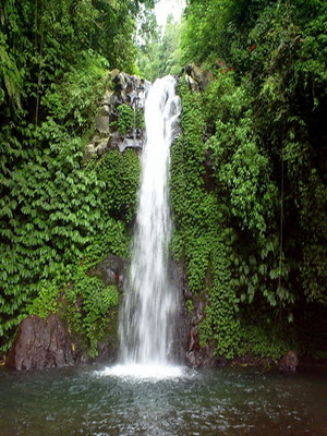 Air Terjun Pelukahan