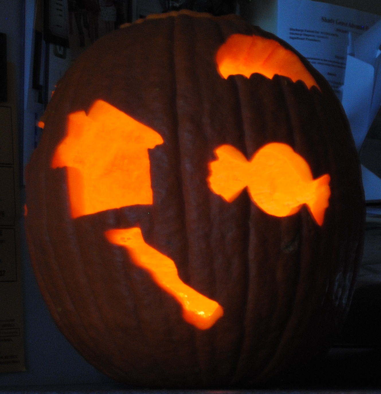 Lindsey Edits Cookie Cutter Pumpkin Carving