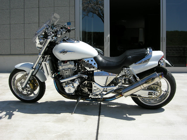 ホンダ　x4 sc38 works ドラッグオン　マフラー ホンダ x4 sc38 works ドラッグオン マフラー HONDA X4 SC38