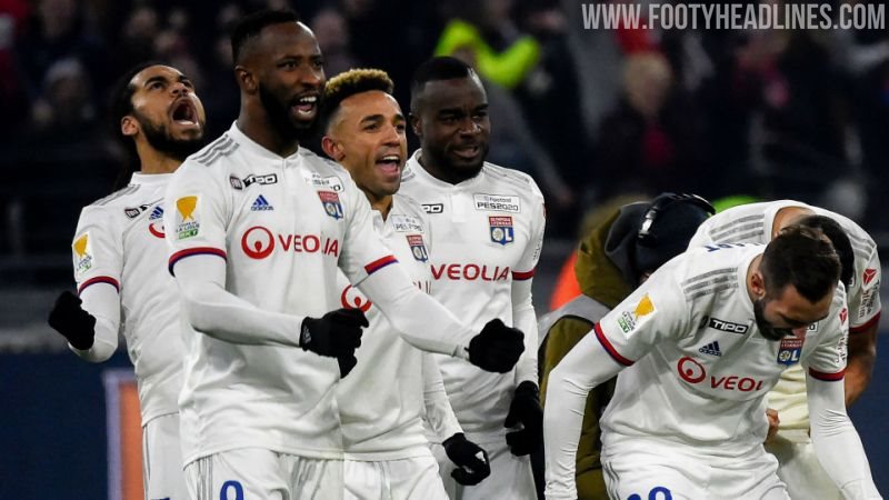 Overload Of Sponsors? Paris Saint-Germain 2019-20 