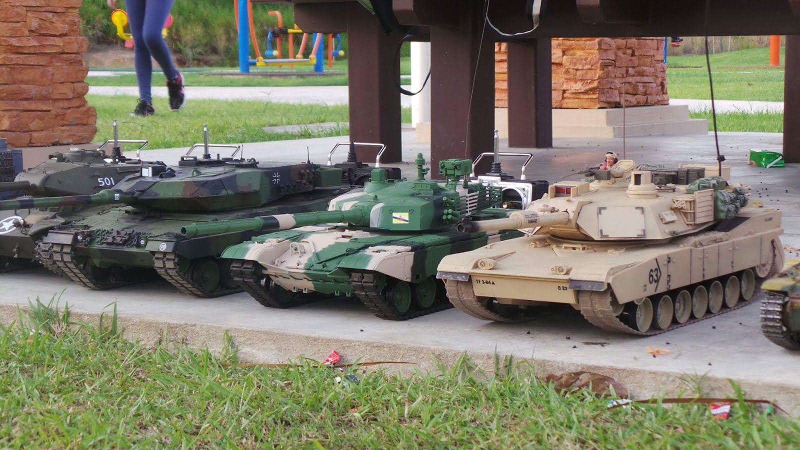 Trio of modern tanks