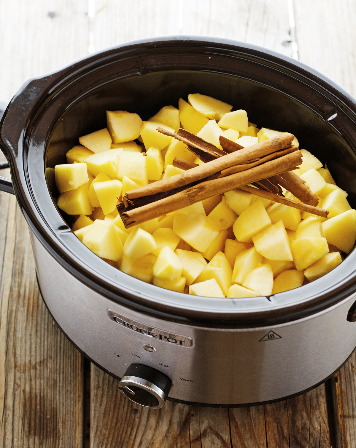 The Iron You Crock Pot Cinnamon Applesauce (No Added Sugar)