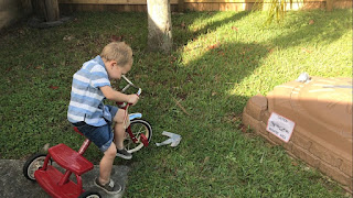 Serendipitous Discovery: Toddler Fun, Week 9: Letter M, Number 9, Gray