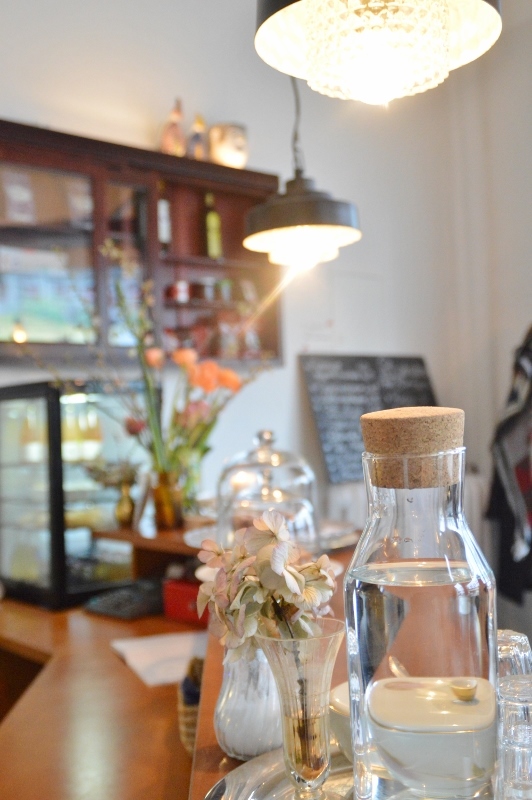 Kulisseneinblick Koupa Schmasonnen De