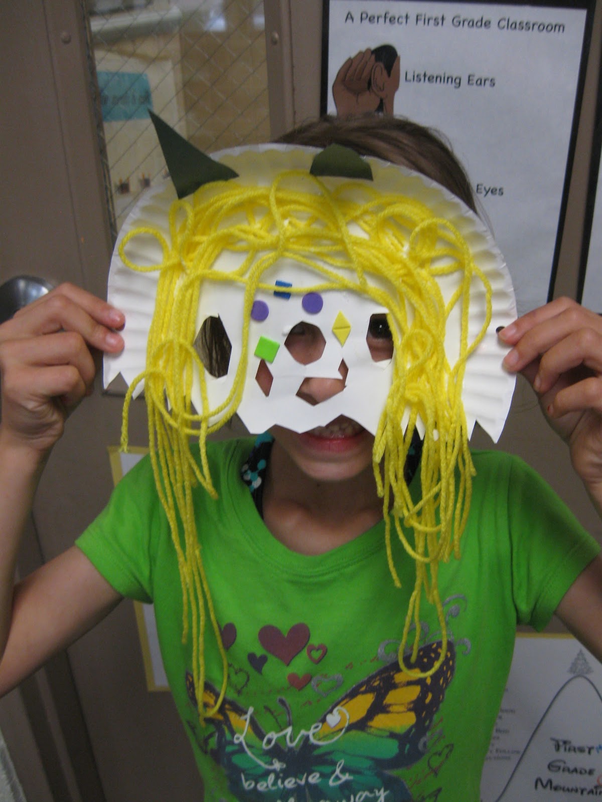First Grade Friends Spanish masks
