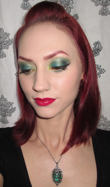 Glitter is my crack...: Teal and Green Eye makeup Look w/ Red Lips