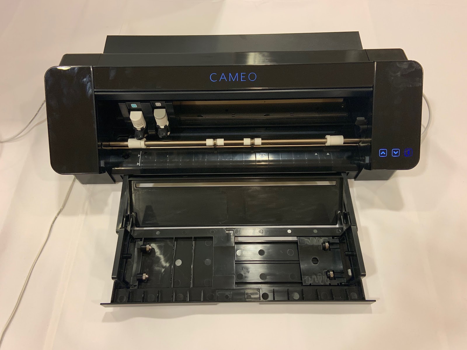 Silhouette Cameo 4 vs Cameo 3- What's the Difference? • The Pinning Mama