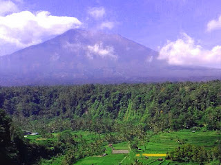 Tempat Wisata Di Bali Yang Dekat Dengan Gunung Agung