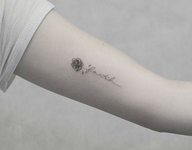 Mini tatuagens de flores para as mulheres Mini tatuagens de flores para as mulheres