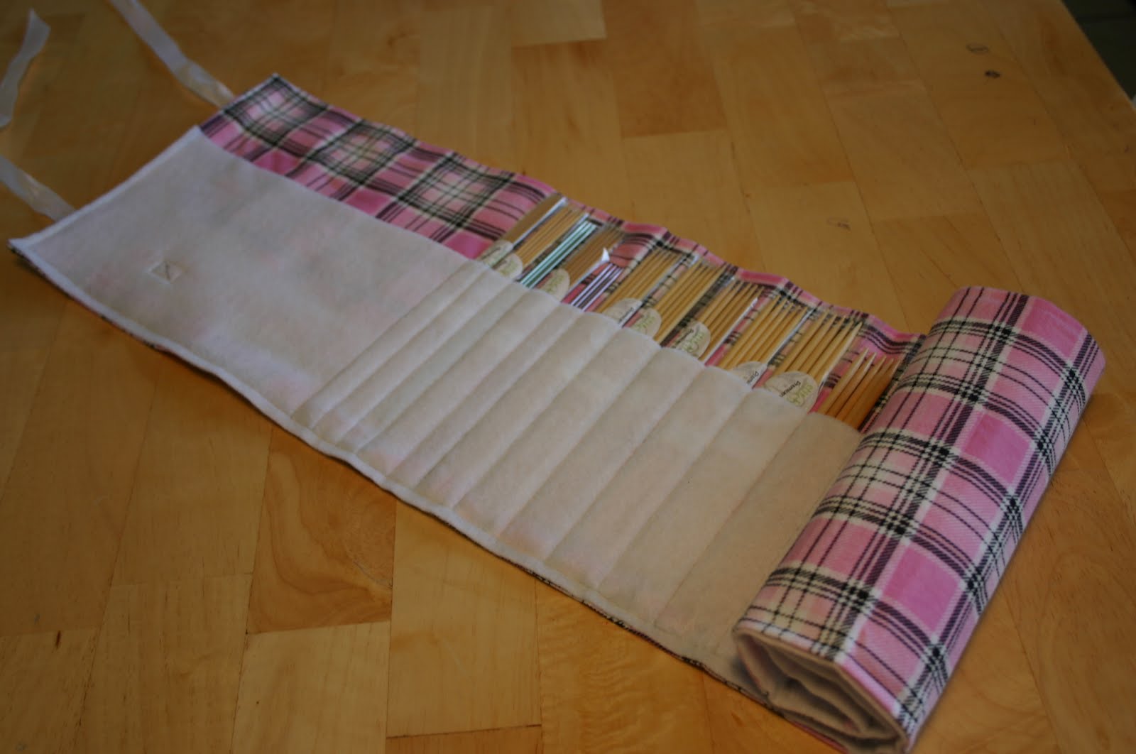 suziQcreations Knitting needle case